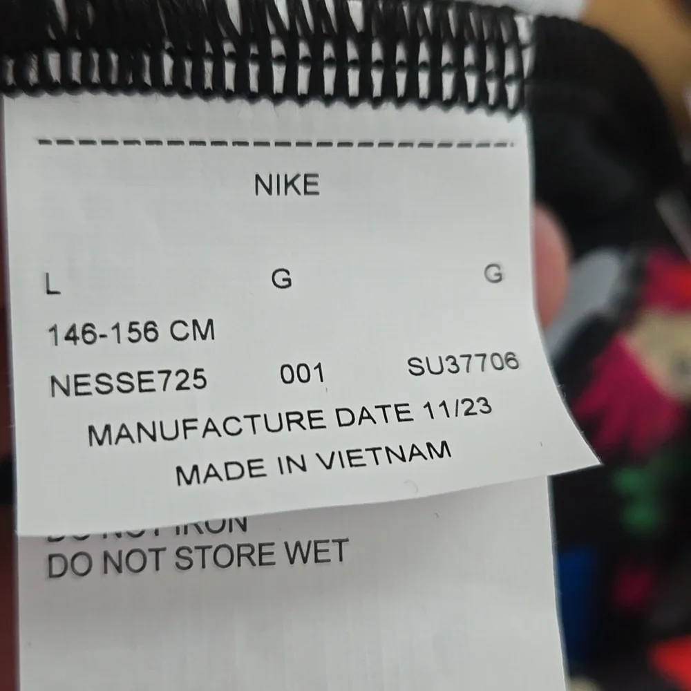Nike Swim Garden Party Big Kids size LARGE